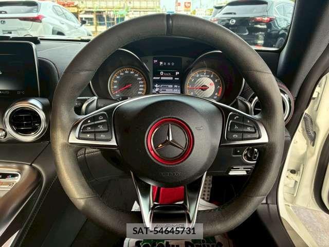 Mercedes Benz AMG GT 2015-07 6908134-12