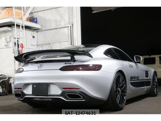 Mercedes Benz AMG GT 2015-12 8830197-6