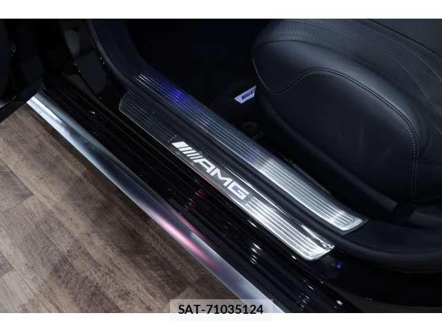 Mercedes Benz S-CLASS 2015-03 7328242-15