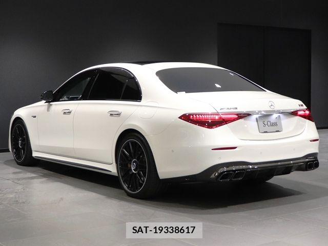 Mercedes Benz S-CLASS 2023-09 8208604-17