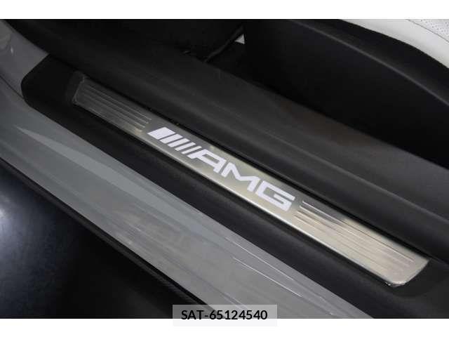 Mercedes Benz SL-CLASS 2023-09 7221478-2