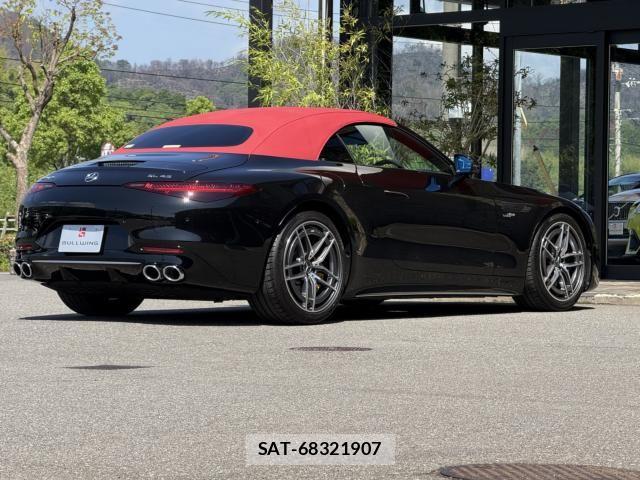 Mercedes Benz SL-CLASS 2023-03 7392815-3