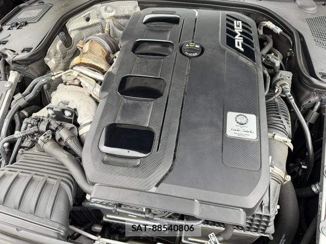 Mercedes Benz SL-CLASS 2023-04 7617916-15