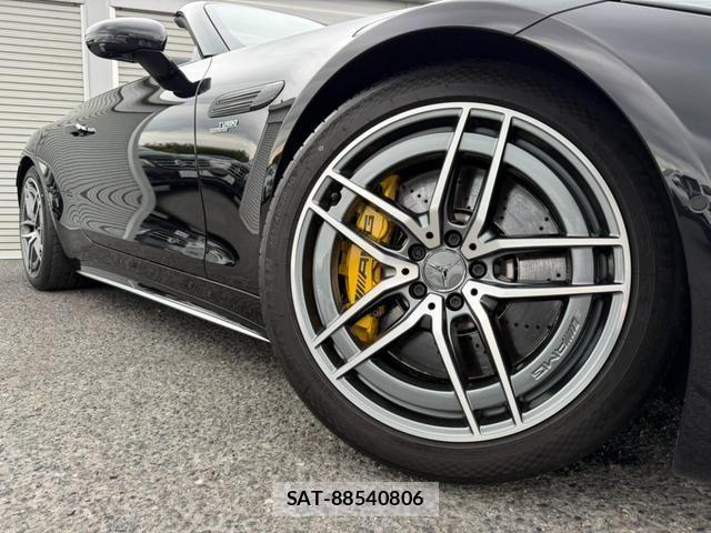 Mercedes Benz SL-CLASS 2023-04 7617916-16