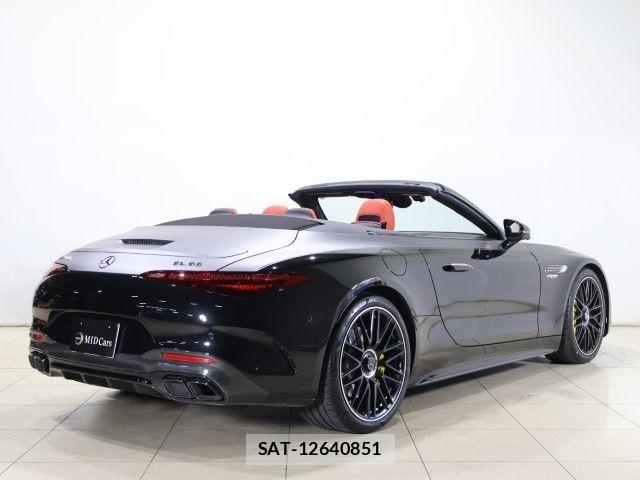 Mercedes Benz SL-CLASS 2023-11 7725421-1