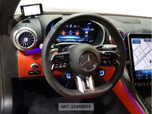 Mercedes Benz SL-CLASS 2023-11 7725421-19