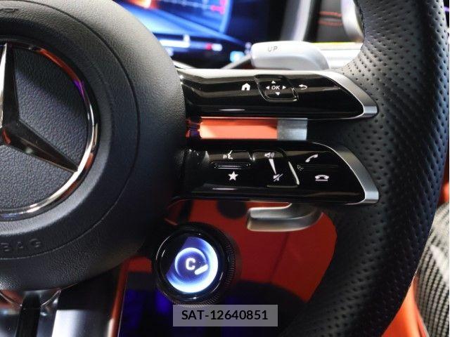 Mercedes Benz SL-CLASS 2023-11 7725421-22