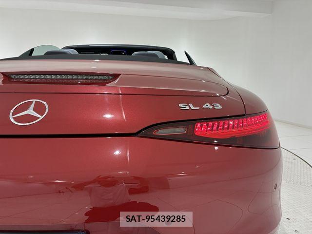 Mercedes Benz SL-CLASS 2023-03 7979876-16