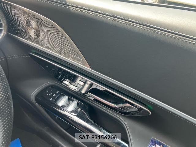 Mercedes Benz SL-CLASS 2025-03 8146132-18