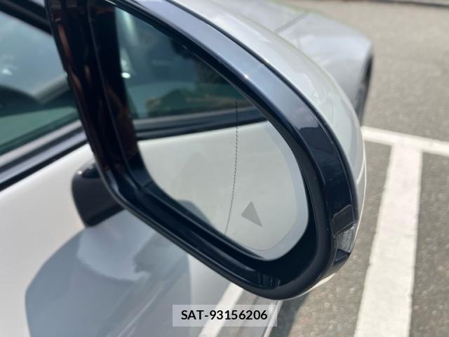 Mercedes Benz SL-CLASS 2025-03 8146132-25