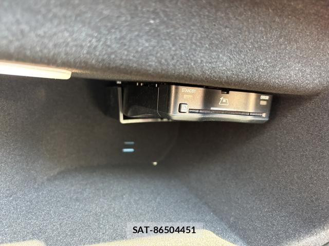 Mercedes Benz SL-CLASS 2026-04 8627617-9