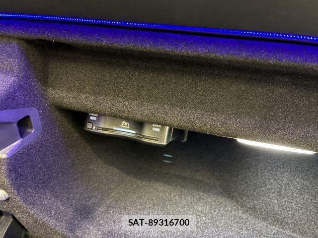 Mercedes Benz SL-CLASS 2024-11 8830198-10