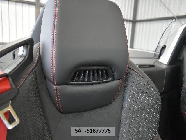 Mercedes Benz C-CLASS 2016-08 8131129-16