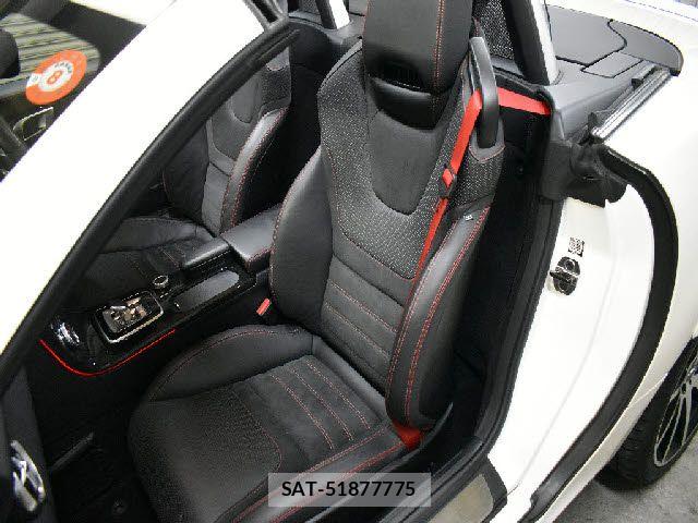 Mercedes Benz C-CLASS 2016-08 8131129-21