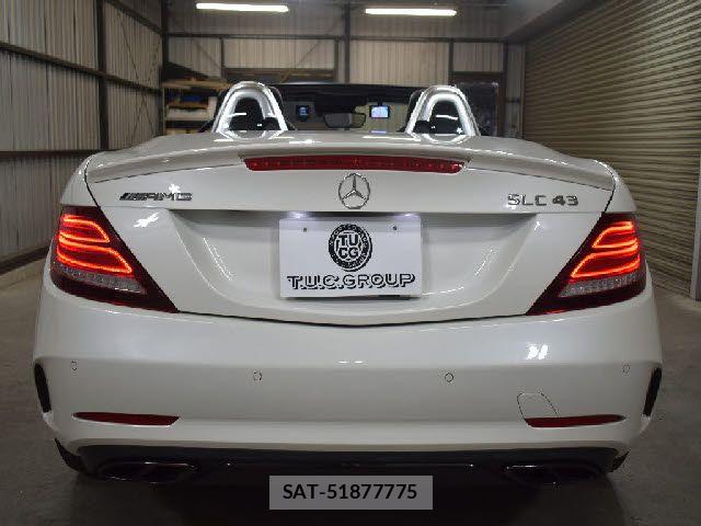 Mercedes Benz C-CLASS 2016-08 8131129-28