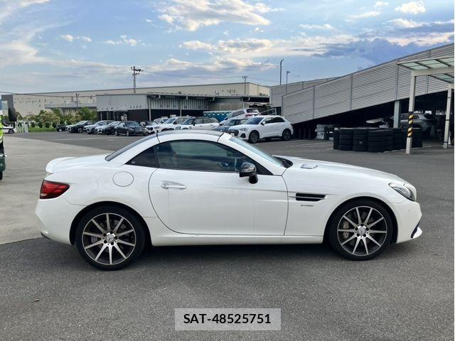 Mercedes Benz C-CLASS 2019-03 8525682-6
