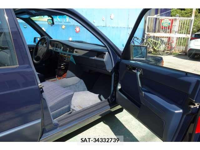 Mercedes Benz 190 CLASS 1993-08 5871615-9
