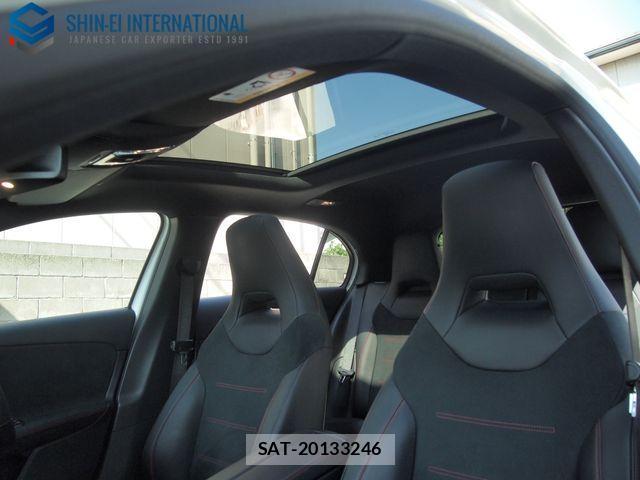 Mercedes Benz A-CLASS 2019-03 1184894-9