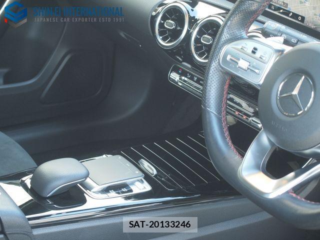 Mercedes Benz A-CLASS 2019-03 1184894-16