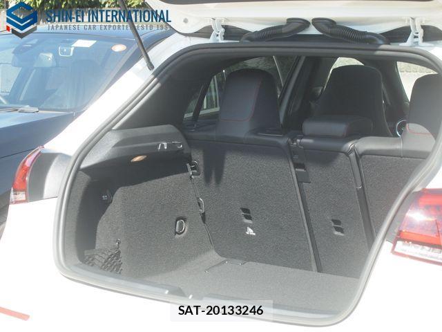 Mercedes Benz A-CLASS 2019-03 1184894-22