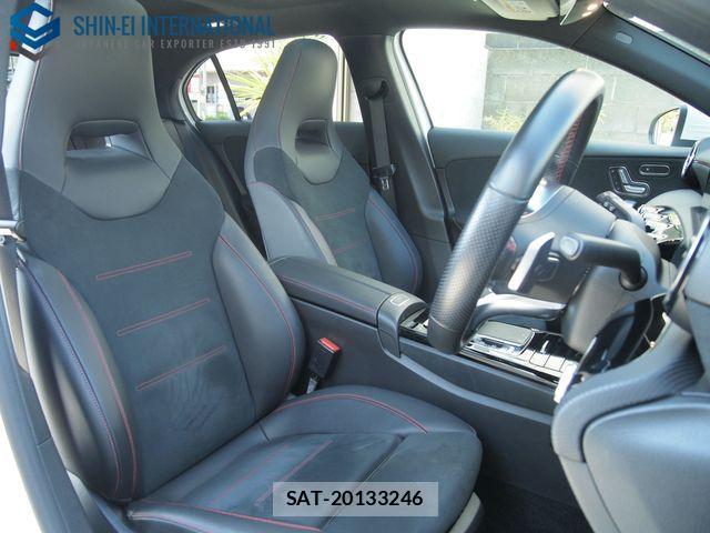 Mercedes Benz A-CLASS 2019-03 1184894-5