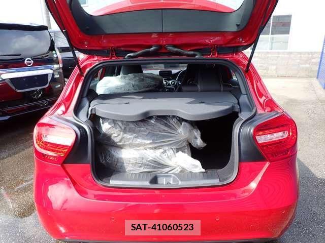 Mercedes Benz A-CLASS 2013-09 1310747-5