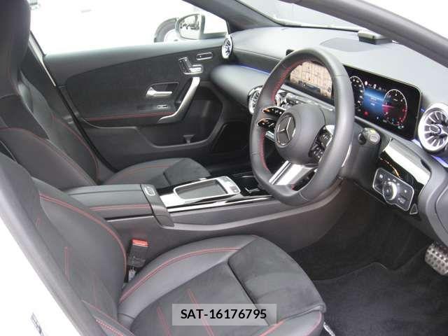 Mercedes Benz A-CLASS 2024-08 1313851-5