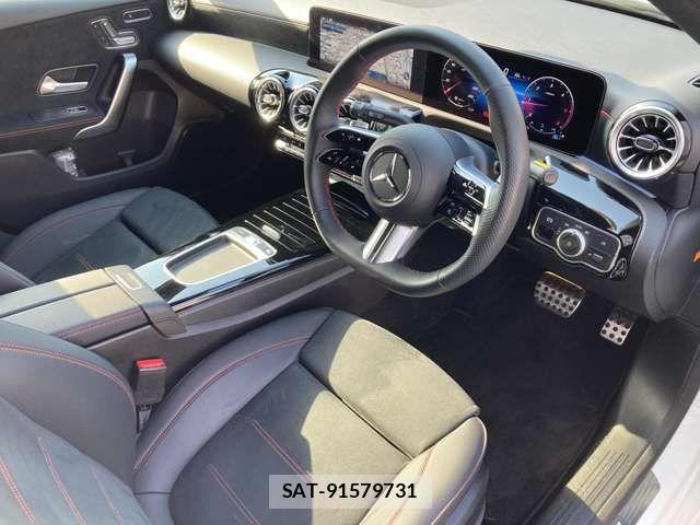 Mercedes Benz A-CLASS 2024-03 1313850-5