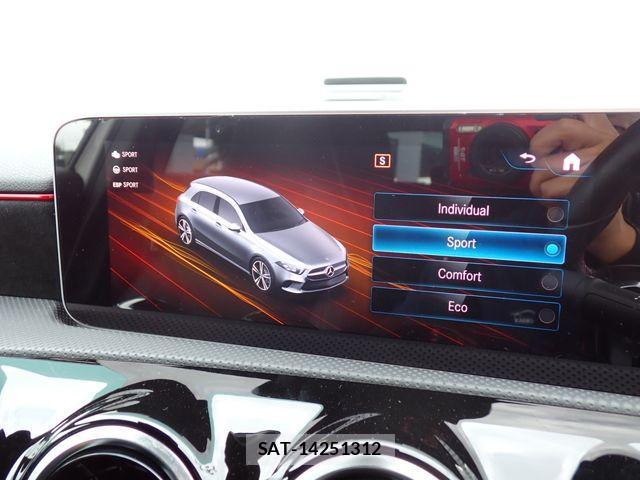 Mercedes Benz A-CLASS 2019-05 1326292-15