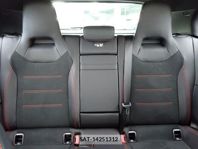 Mercedes Benz A-CLASS 2019-05 1326292-22