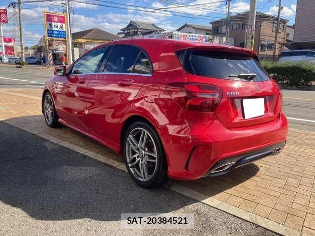 Mercedes Benz A-CLASS 2016-10 1871576-2