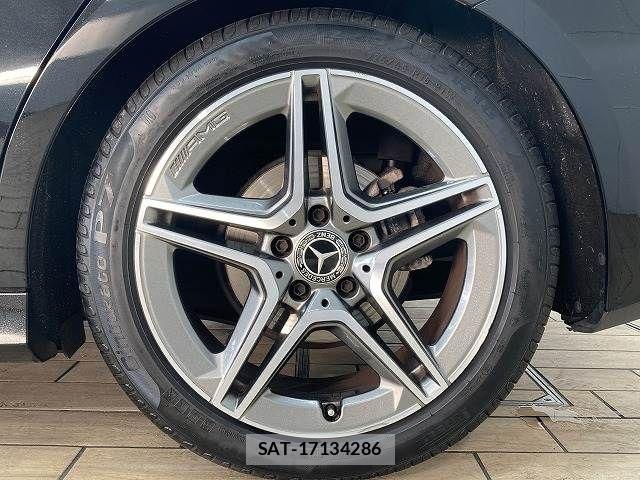 Mercedes Benz A-CLASS 2018-12 2082411-18