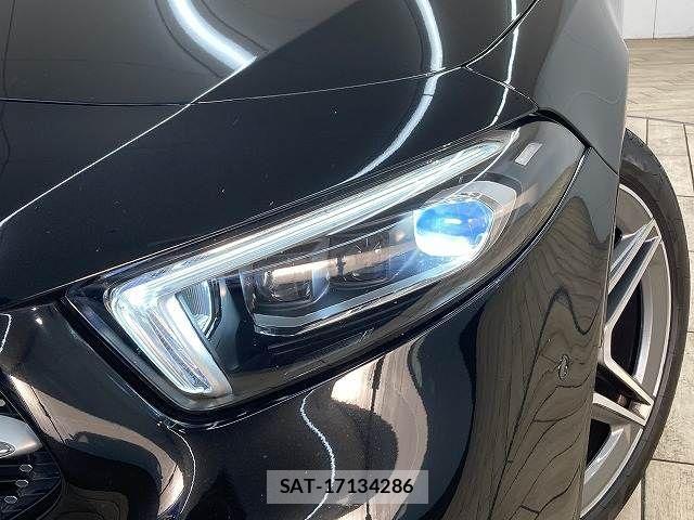 Mercedes Benz A-CLASS 2018-12 2082411-19