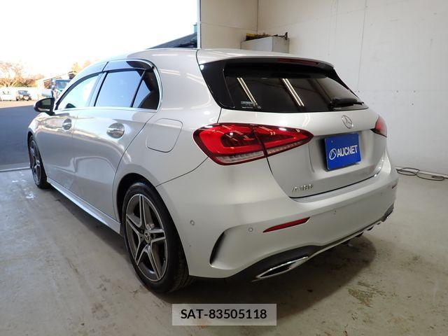 Mercedes Benz A-CLASS 2018-12 2211261-2