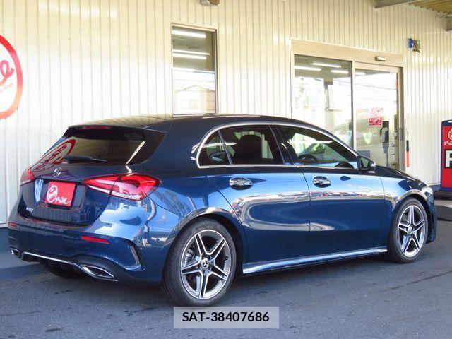 Mercedes Benz A-CLASS 2020-10 2350672-3