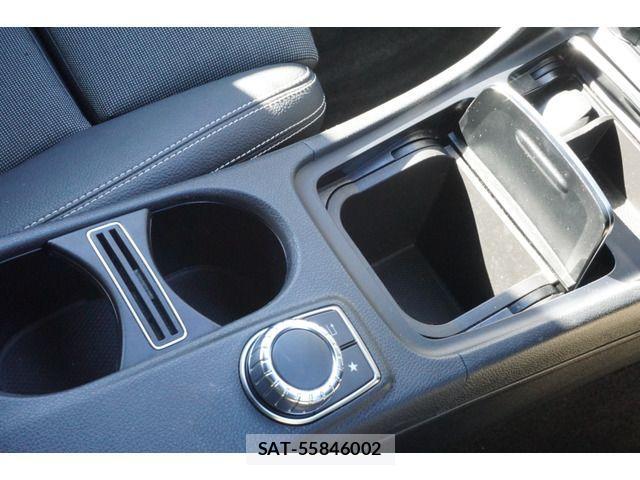 Mercedes Benz A-CLASS 2017-09 3378837-18