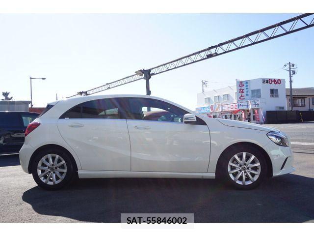 Mercedes Benz A-CLASS 2017-09 3378837-3