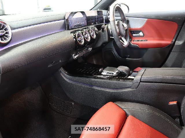Mercedes Benz A-CLASS 2019-03 3378824-1