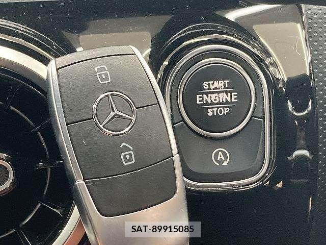 Mercedes Benz A-CLASS 2018-12 3414578-8