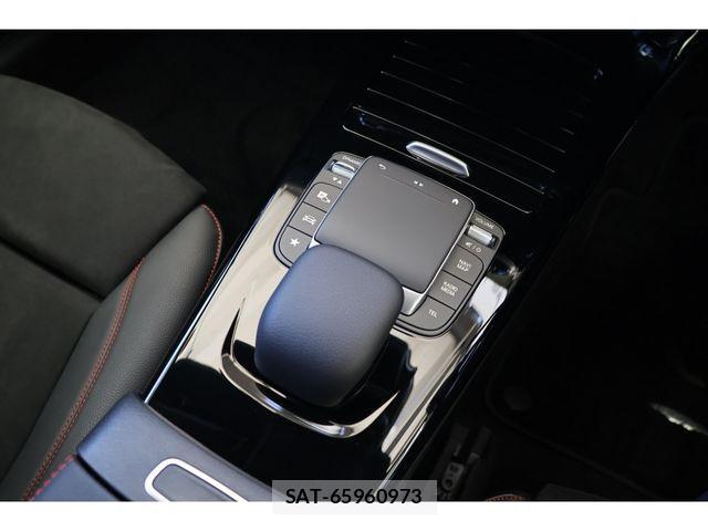 Mercedes Benz A-CLASS 2021-01 3771768-18