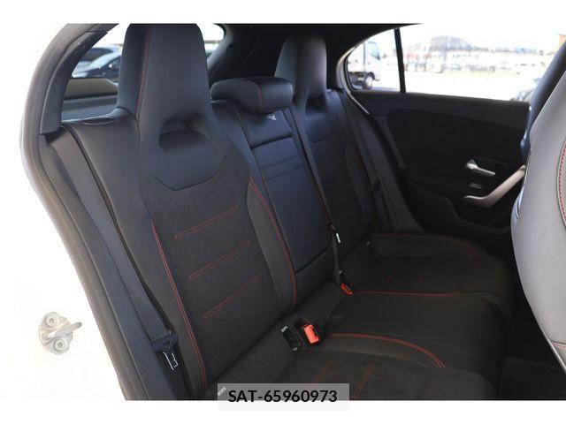 Mercedes Benz A-CLASS 2021-01 3771768-26