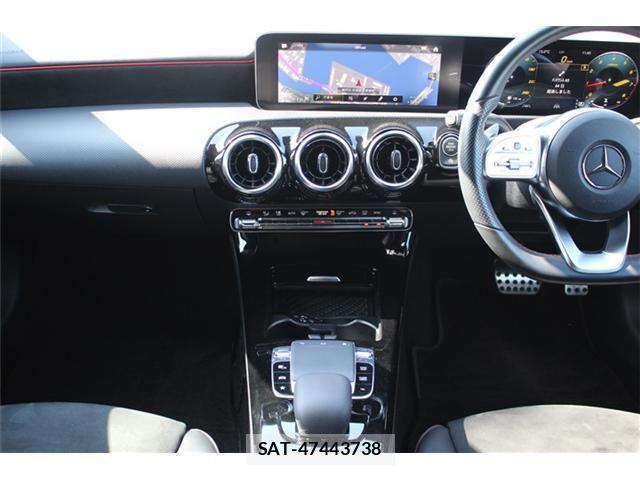 Mercedes Benz A-CLASS 2018-12 4755341-7