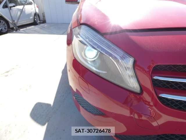 Mercedes Benz A-CLASS 2015-06 4966755-21