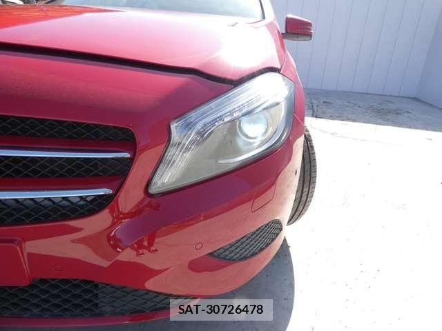 Mercedes Benz A-CLASS 2015-06 4966755-22