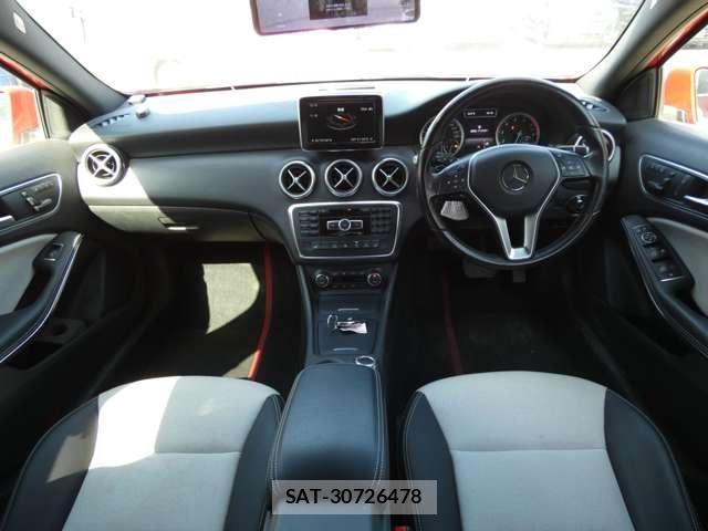 Mercedes Benz A-CLASS 2015-06 4966755-4