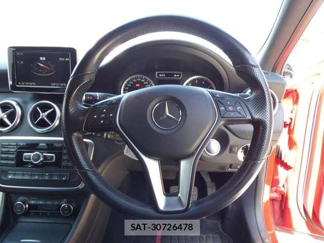 Mercedes Benz A-CLASS 2015-06 4966755-8