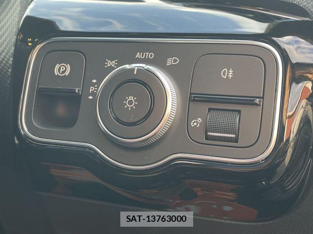 Mercedes Benz A-CLASS 2019-01 4966720-11