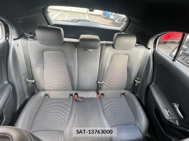 Mercedes Benz A-CLASS 2019-01 4966720-15