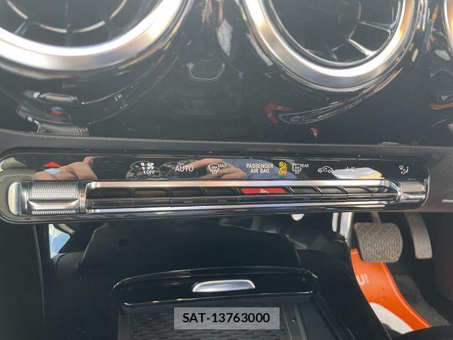 Mercedes Benz A-CLASS 2019-01 4966720-16