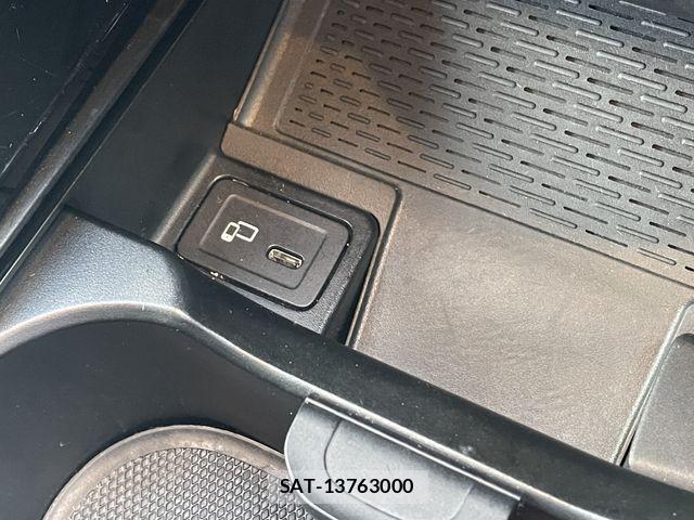 Mercedes Benz A-CLASS 2019-01 4966720-18